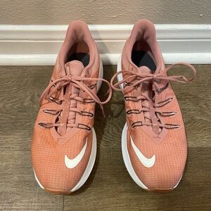 Nike Women’s Shoes Size 9